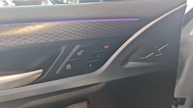 Bmw X3 image 2