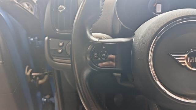 Mini Countryman image 2