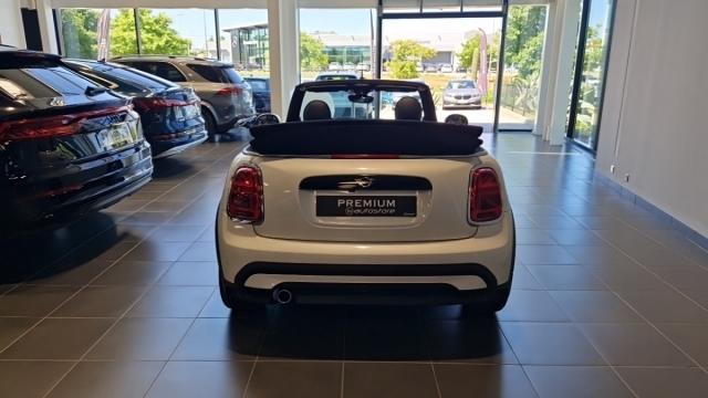 Mini Cabrio image 1
