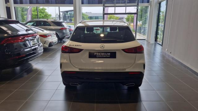 Mercedes Benz Gla image 4