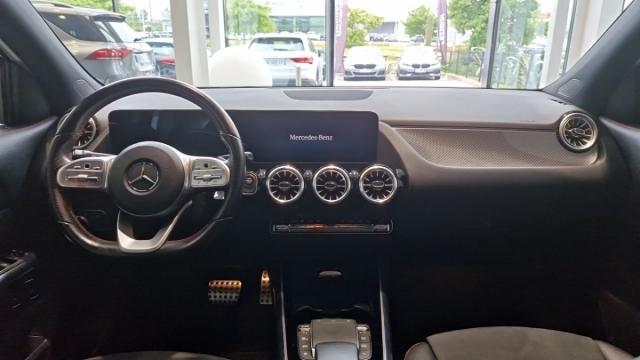 Mercedes Benz Gla image 5