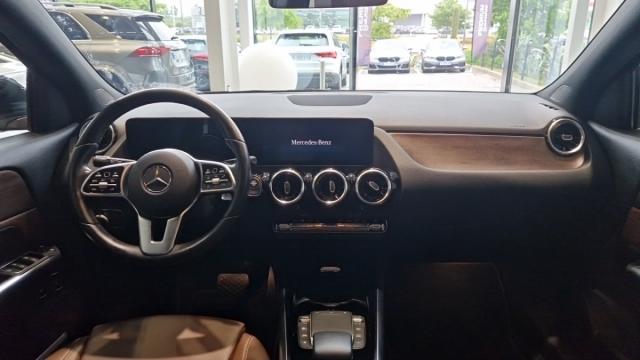 Mercedes Benz Gla image 6