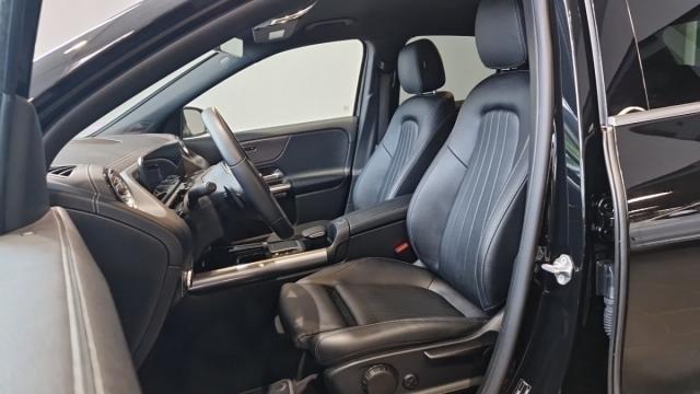 Mercedes Benz Gla image 4