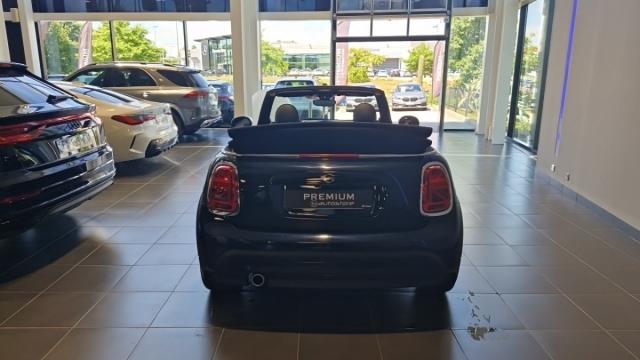 Mini Cabrio image 3