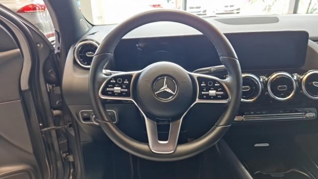 Mercedes Benz Gla image 6