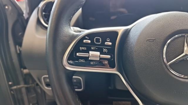 Mercedes Benz Gla image 3