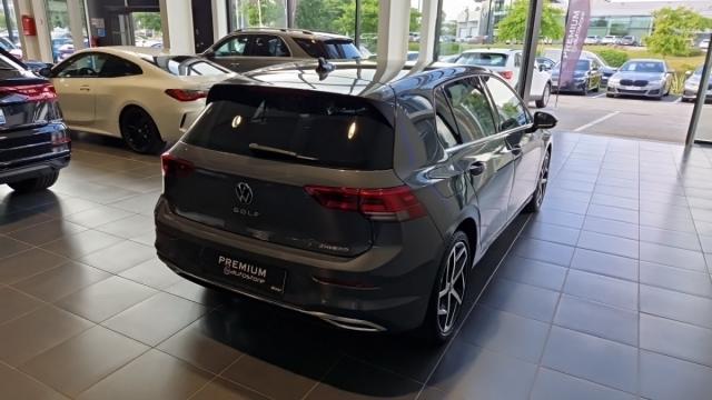 Volkswagen Golf image 3
