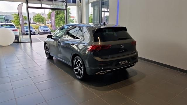 Volkswagen Golf image 4