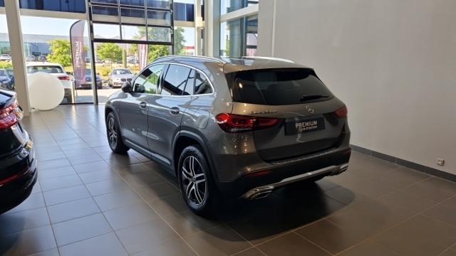 Mercedes Benz Gla image 7
