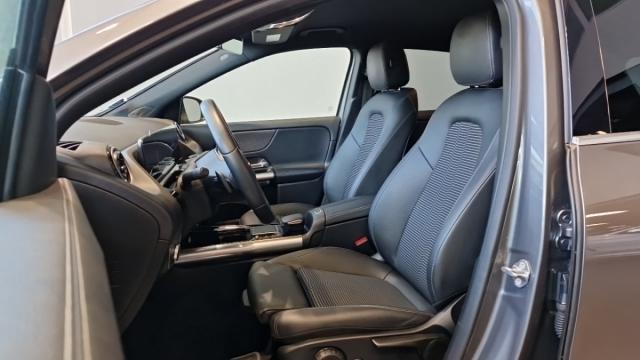 Mercedes Benz Gla image 3