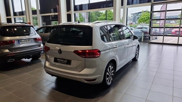 Volkswagen Touran image 9