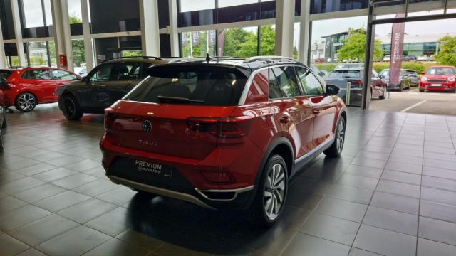 Volkswagen T-Roc image 6