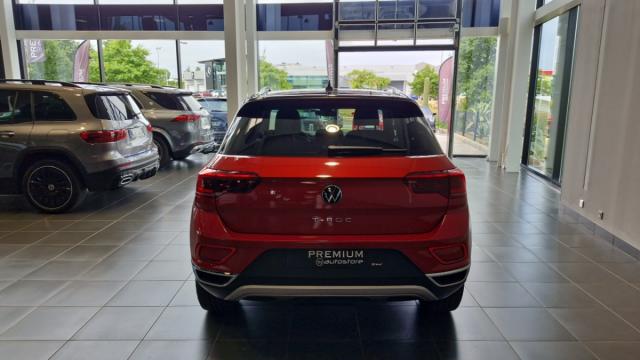 Volkswagen T-Roc image 2