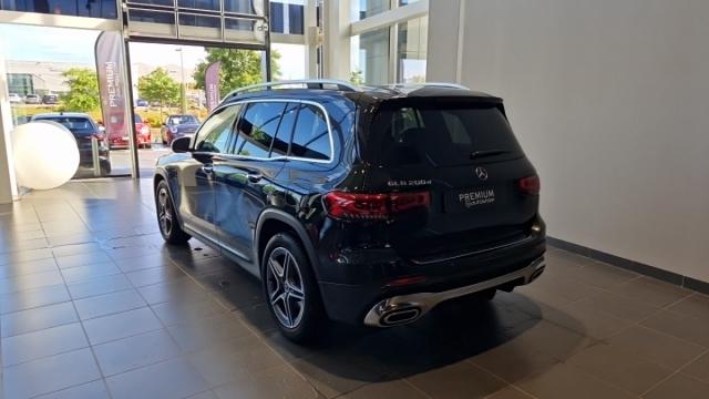 Mercedes Benz Glb image 8
