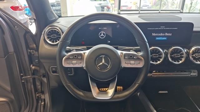 Mercedes Benz Glb image 8
