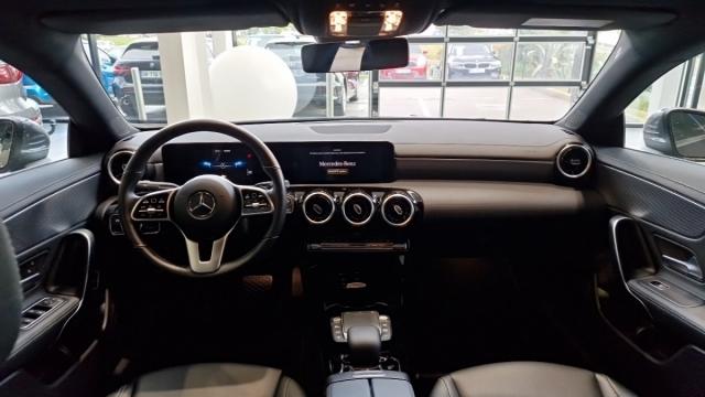 Mercedes Benz Cla image 3