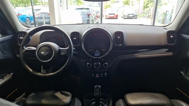 Mini Countryman image 2