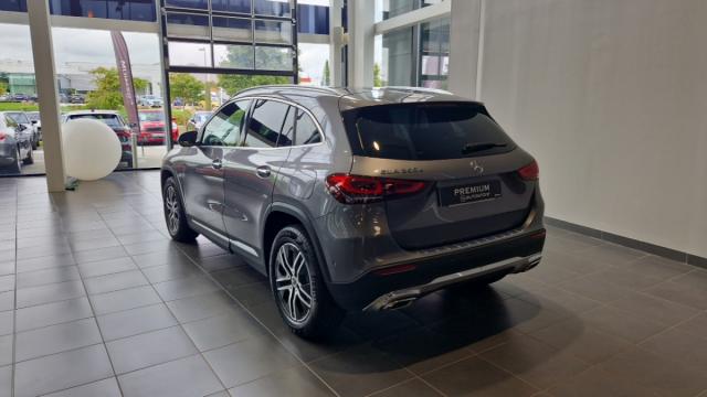 Mercedes Benz Gla image 6