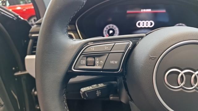 Audi A4 image 8