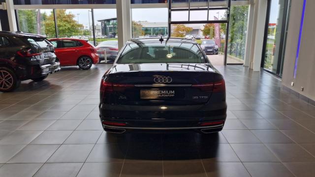 Audi A4 image 2