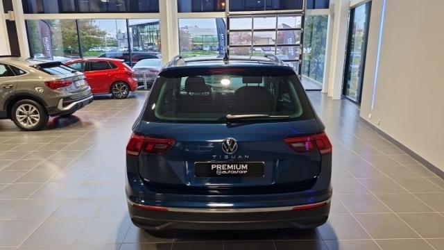 Volkswagen Tiguan image 8
