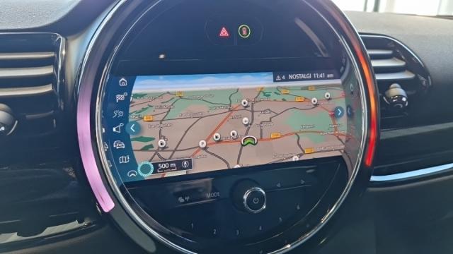 Mini Clubman image 9