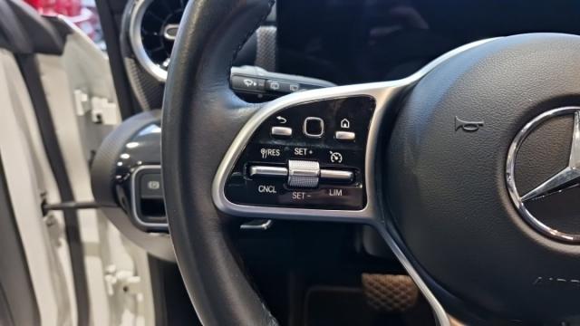 Mercedes Benz Cla Shooting Brake image 9