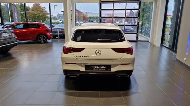 Mercedes Benz Cla Shooting Brake image 2