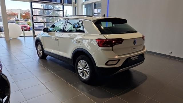 Volkswagen T-Roc image 9