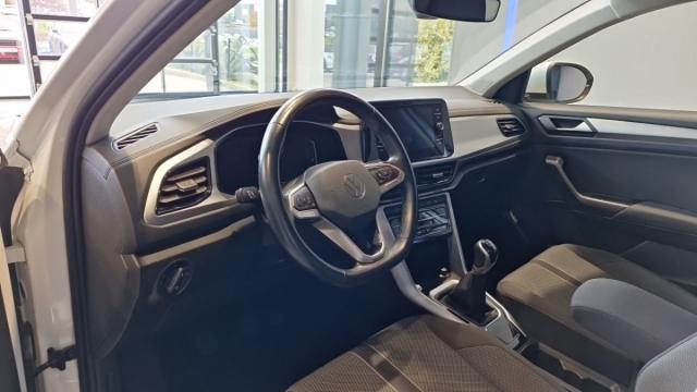 Volkswagen T-Roc image 3