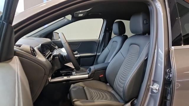 Mercedes Benz Gla image 4