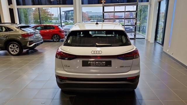 Audi Q4 E-Tron image 2