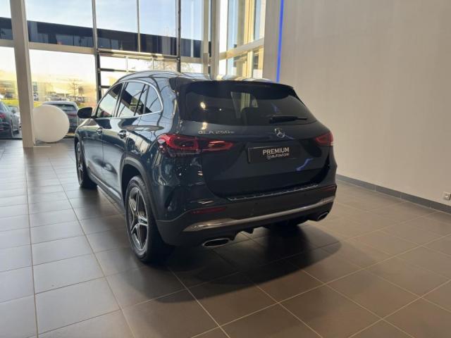 Mercedes Benz Gla image 3