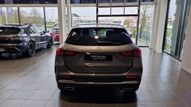 Mercedes Benz Gla image 9