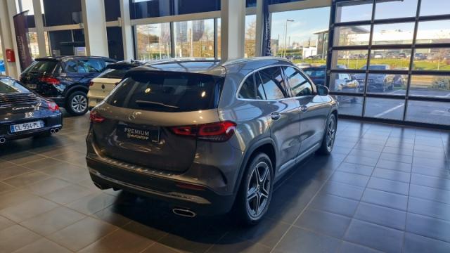 Mercedes Benz Gla image 8