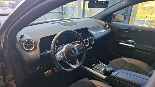 Mercedes Benz Gla image 2