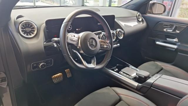 Mercedes Benz Gla image 5