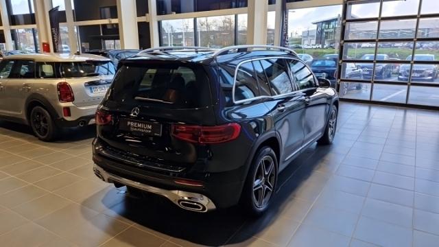 Mercedes Benz Glb image 2