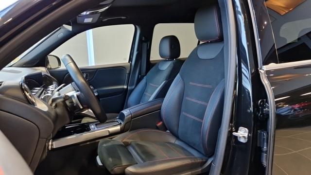 Mercedes Benz Glb image 8