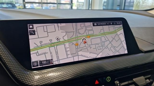 Bmw Série 1 image 9