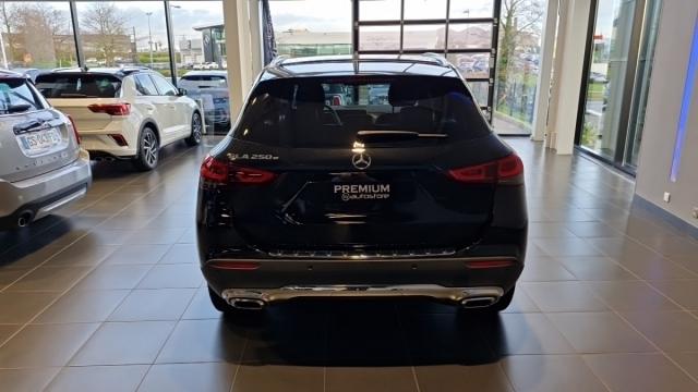 Mercedes Benz Gla image 8