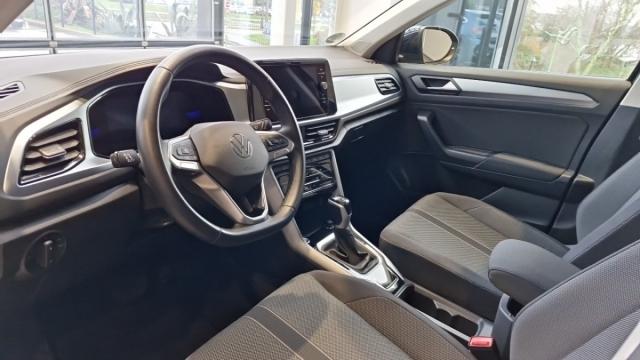 Volkswagen T-Roc image 9