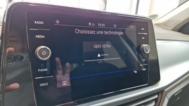 Volkswagen T-Roc image 6