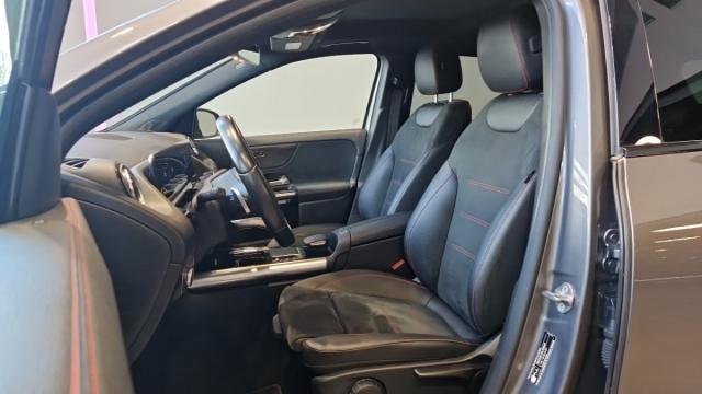 Mercedes Benz Gla image 3