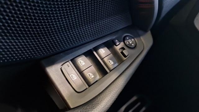 Bmw Série 1 image 7