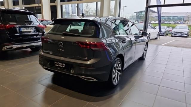 Volkswagen Golf image 7