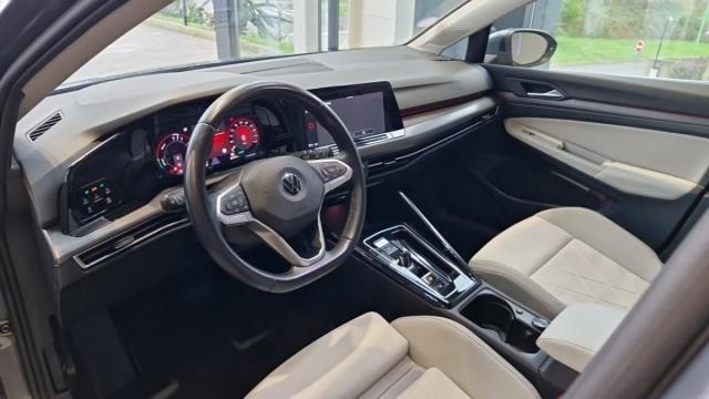 Volkswagen Golf image 9