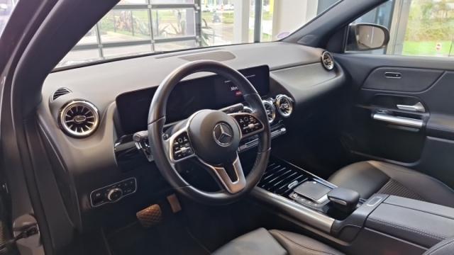 Mercedes Benz Gla image 2