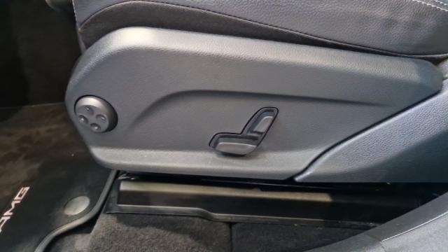 Mercedes Benz Glc image 7