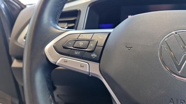 Volkswagen T-Roc image 6